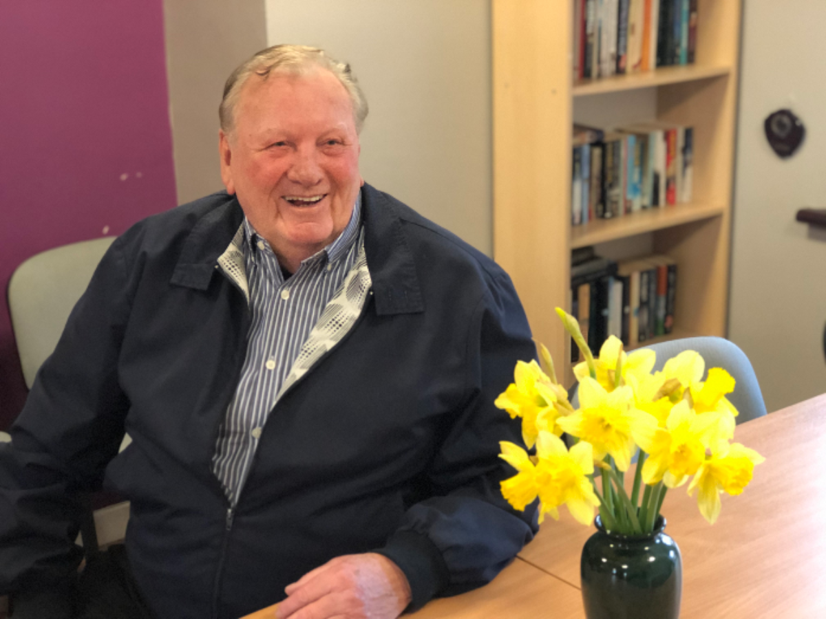Cyngor ar ynni yn helpu Ken