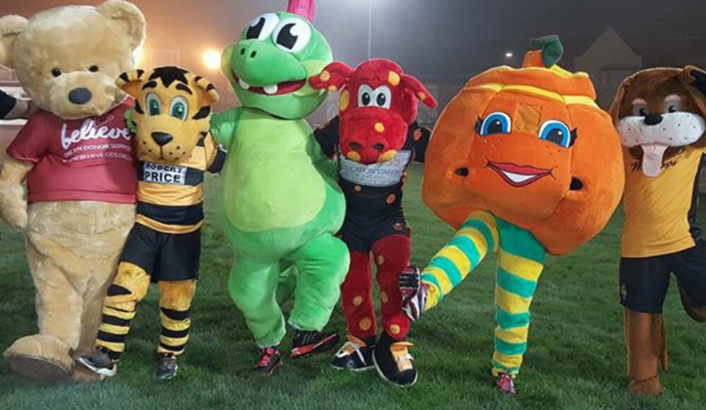 Mascots line up for race